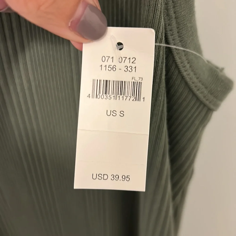 NWT. Aerie Ribbed Midi Dress. Round Hem. Olive Green. Small. - Picture 4 of 5